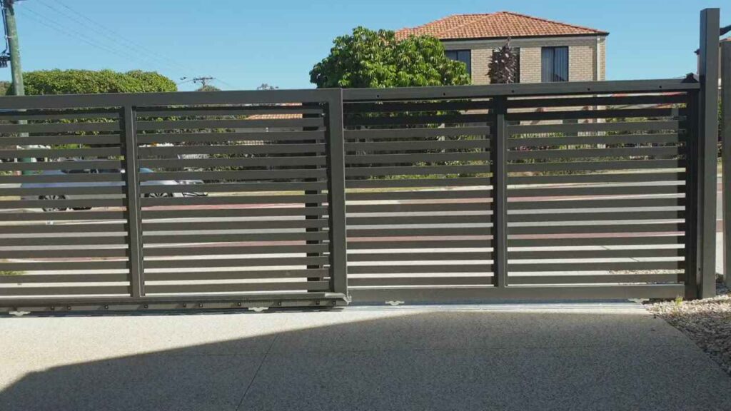 sliding-gates