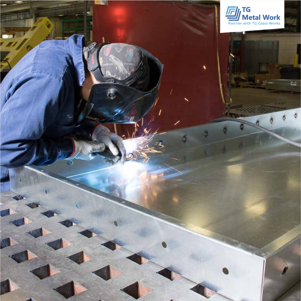 worker of tg metals working